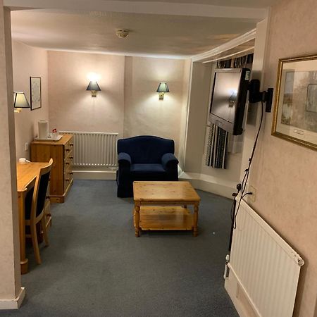 Yelf'S Hotel Ryde  Room photo