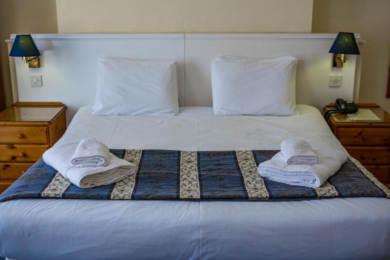 Yelf'S Hotel Ryde  Room photo