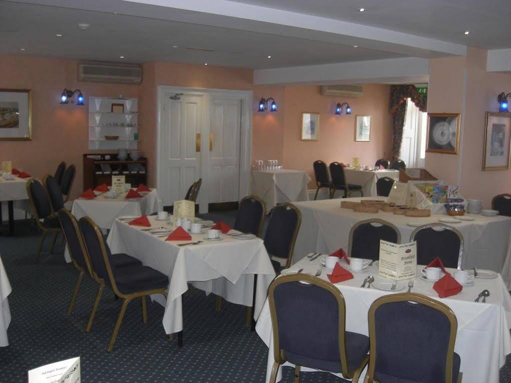 Yelf'S Hotel Ryde  Exterior photo